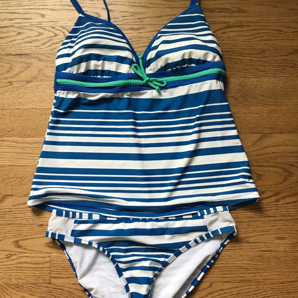 Jag Tankini in excellent used condition